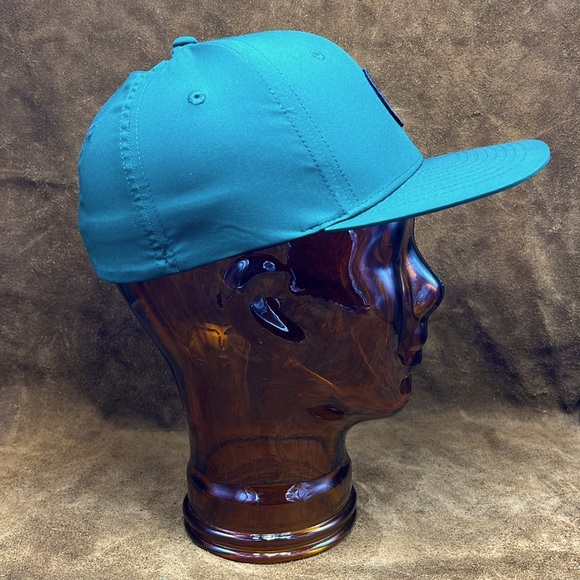 Volcom Green Fitted Hat - Picture 3 of 7